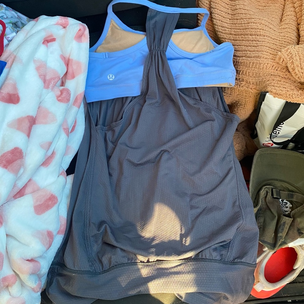 Lululemon mesh tank top with built in sports bra